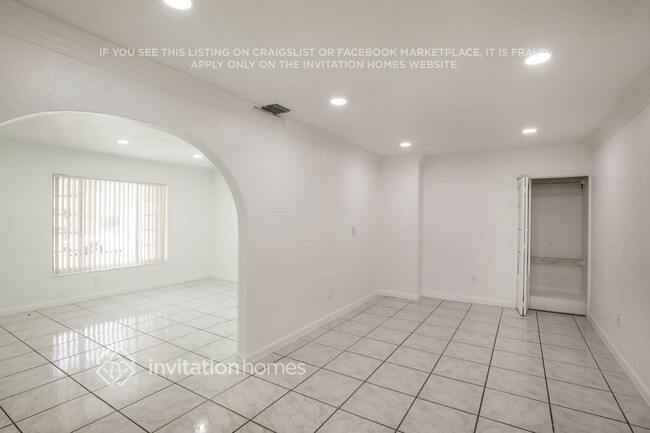 Building Photo - 14544 SW 105th Ct