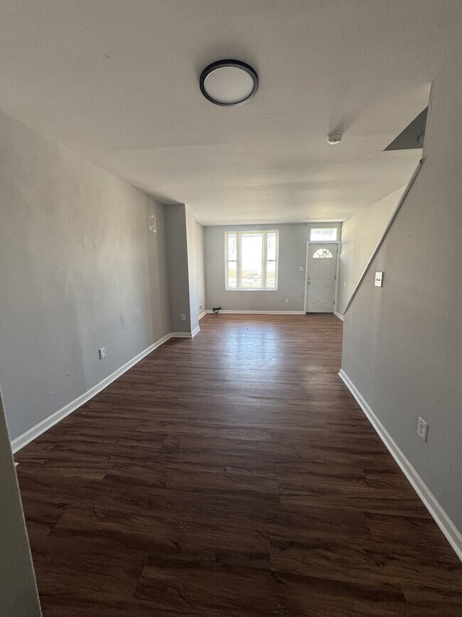 Foto del edificio - 5150 Wakefield St