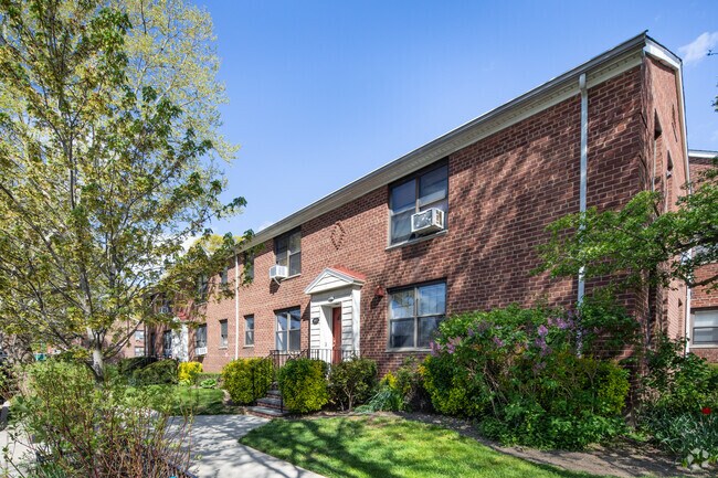 18931 39th Ave - 37-15 Utopia Pky