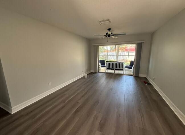 Foto del edificio - 2821 Swifton Dr