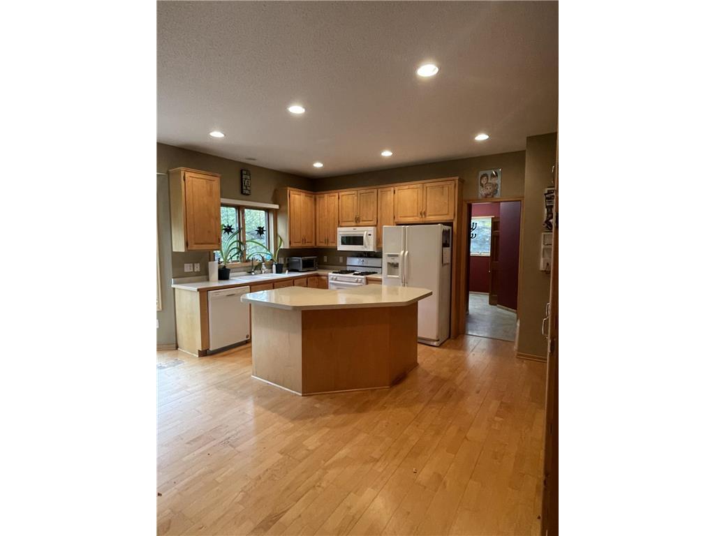 2944 30th St Cir N, Lake Elmo, MN 55042 House Rental in Lake Elmo, MN