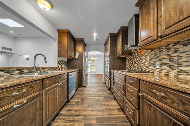 Foto del edificio - 2516 Pinebluff Dr