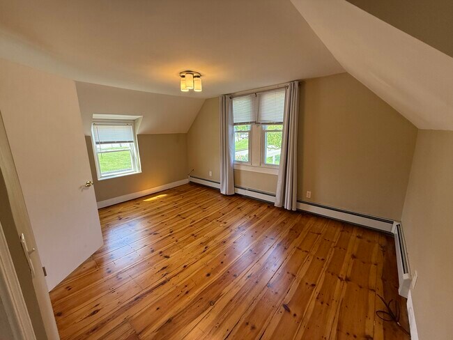 Foto del edificio - 3 Pond St