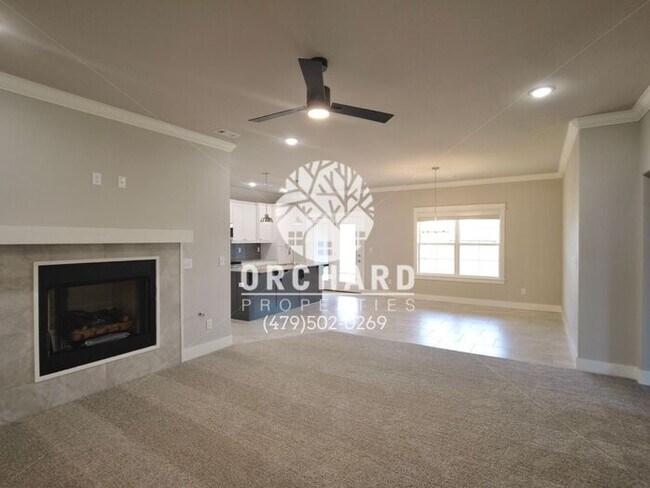 Building Photo - Tontitown- Single-Family Home- Beautiful B...