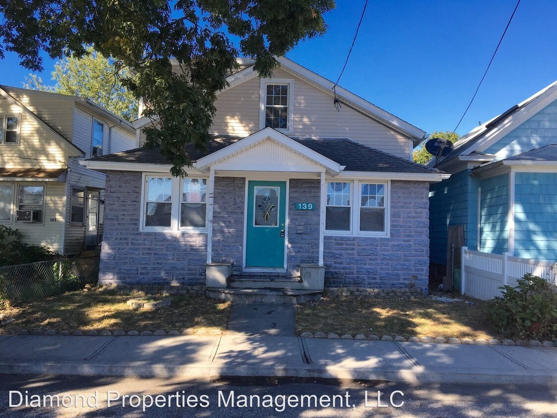 139 Naugatuck Ave, Milford, CT 06460 House Rental in Milford, CT