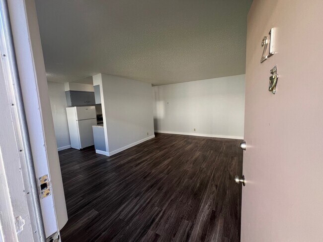 Foto del edificio - 2383 Arden Wy