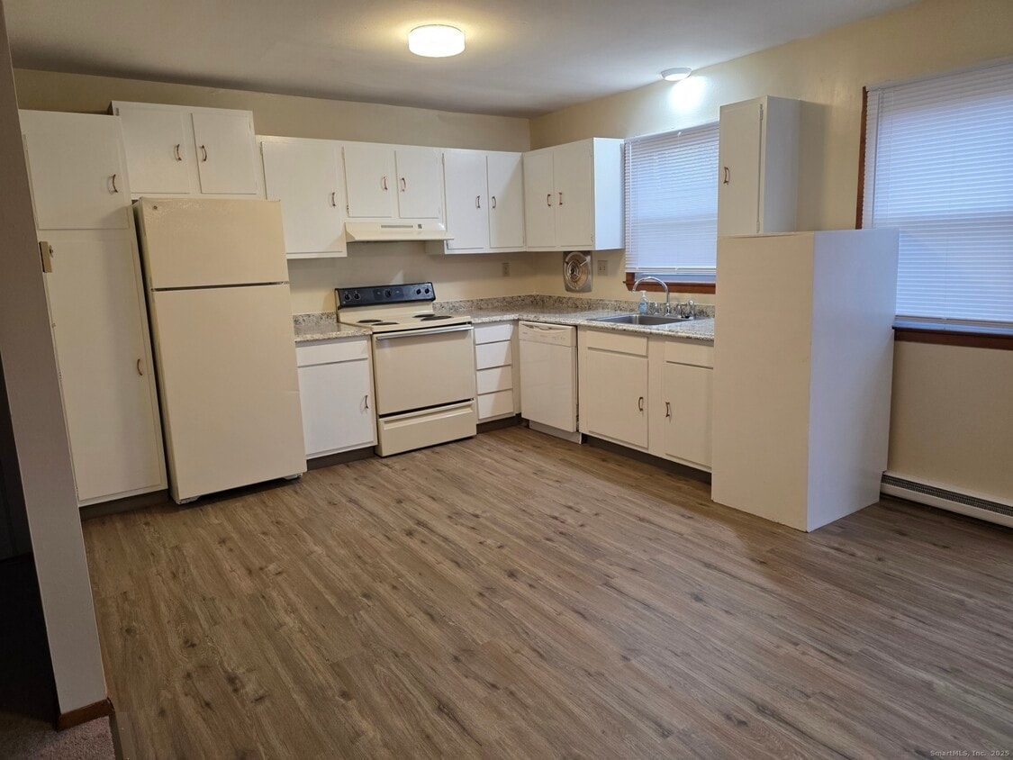 Foto principal - 88 Hickory St