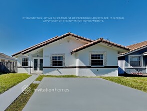 Building Photo - 18342 SW 135th Ave