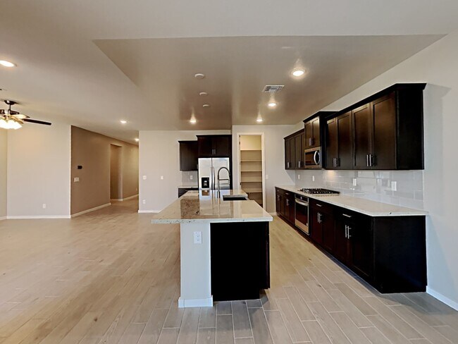Building Photo - 40510 W Williams Way