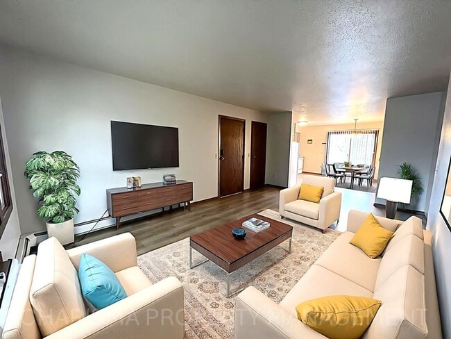 Foto del edificio - 2 BD - WHEN LOCATION, COMMUNITY AND PRICE ...