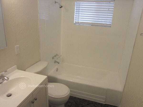 Foto del edificio - 8959 Haskell St
