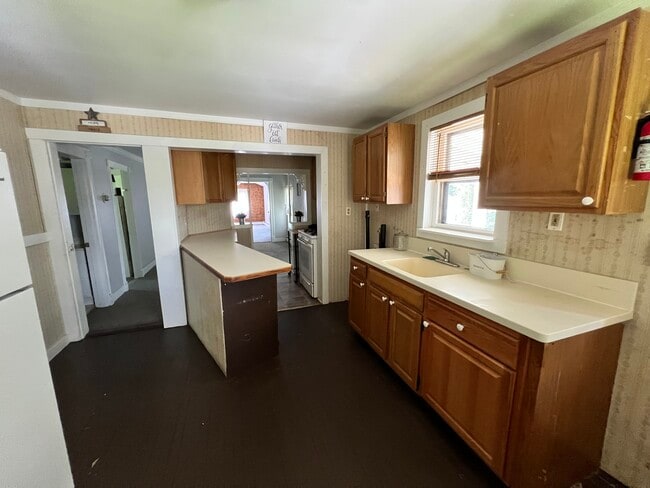 Building Photo - 57 Faber Ave