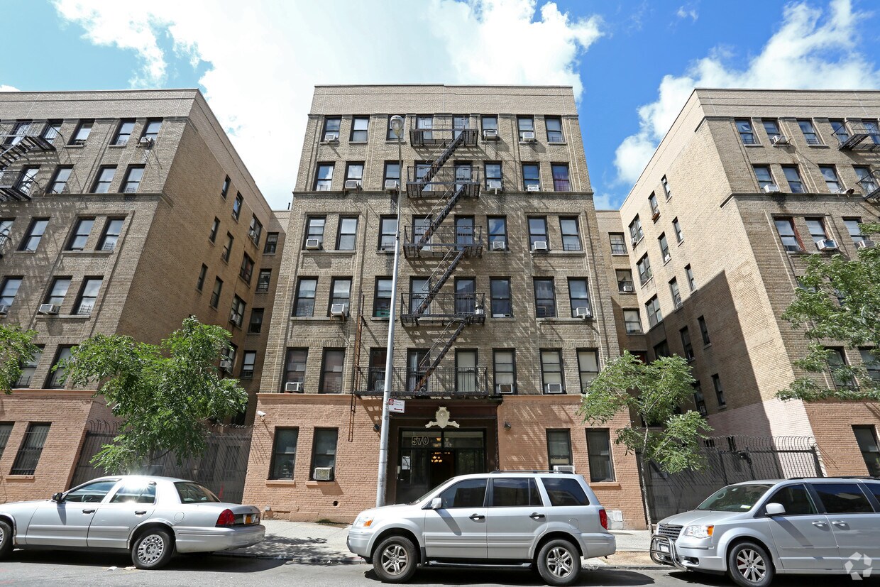 Foto del edificio - 570 West 204th