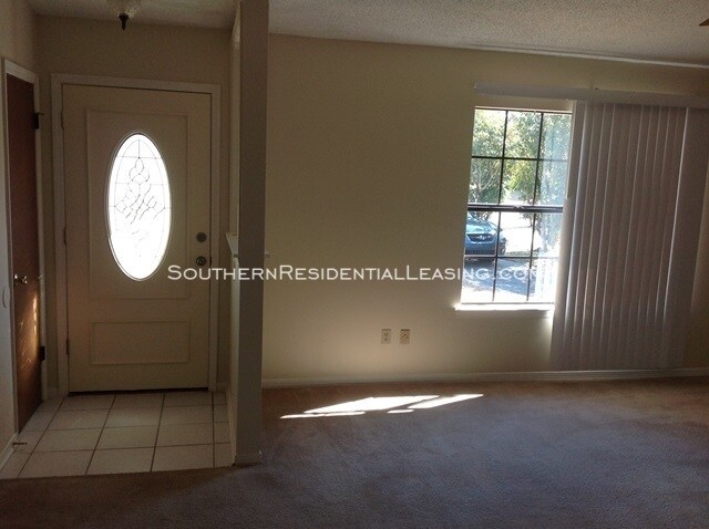 Foto del edificio - 10570 Bridge Creek Dr