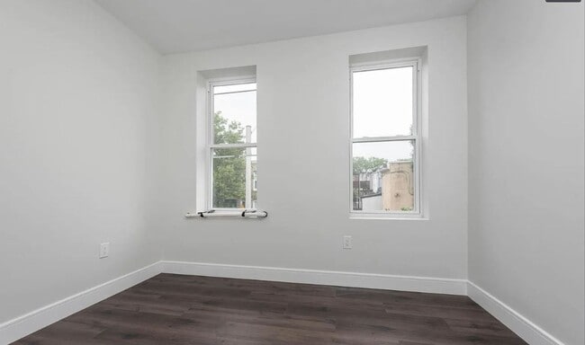 Foto del edificio - Charming 2BR Townhome in Baltimore