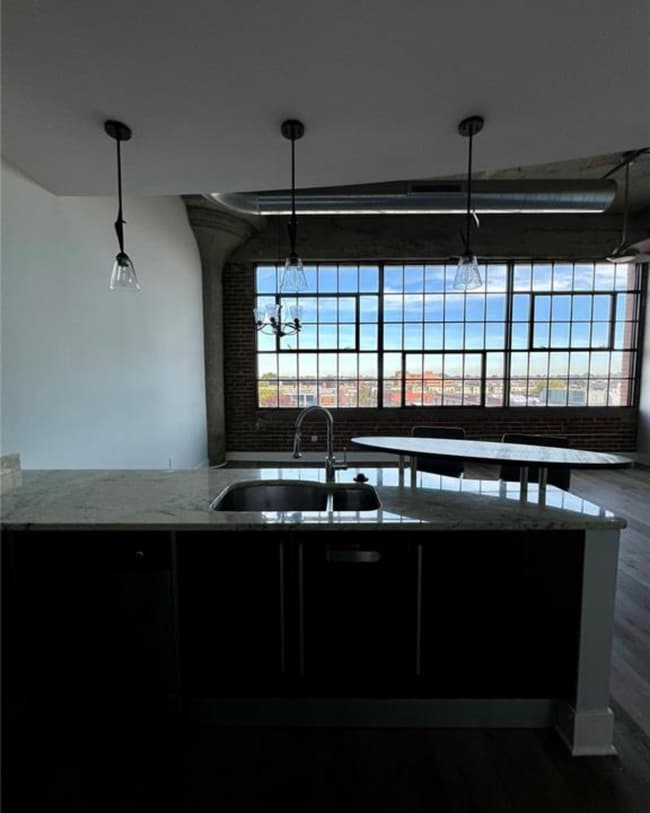 Foto del edificio - 4100 Forest Park Ave