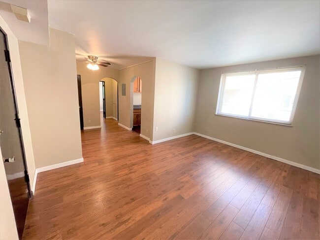 Photo - 5712 Phillips Ave Apartment