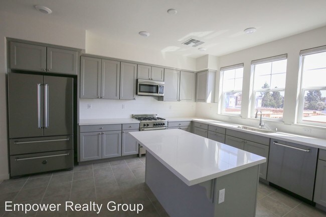 Foto del edificio - 3 br, 2.5 bath House - 838 Galt Ter.