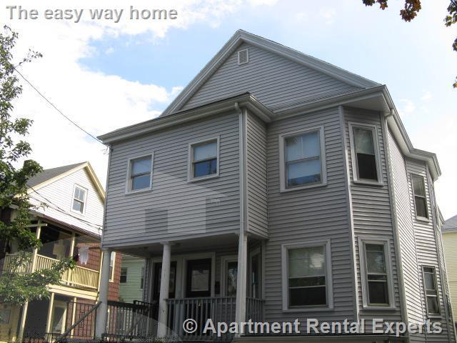 Foto principal - 12 Pinkham Rd