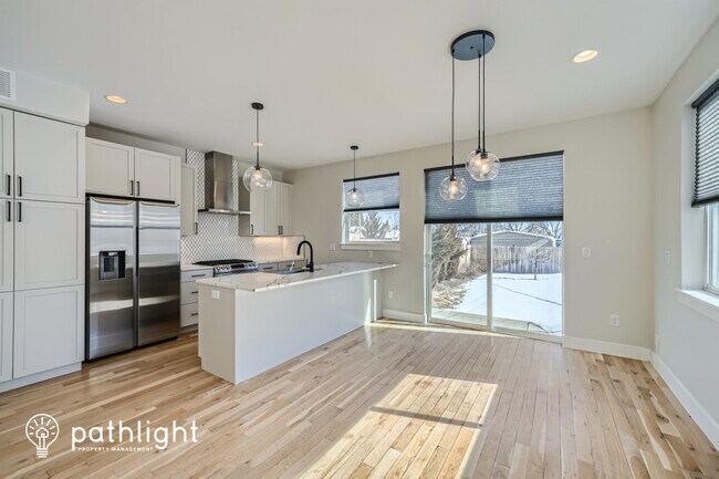 Building Photo - 1538 Tabor St, Lakewood, CO, 80215