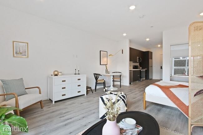 Foto del edificio - 400-416 S Catalina St