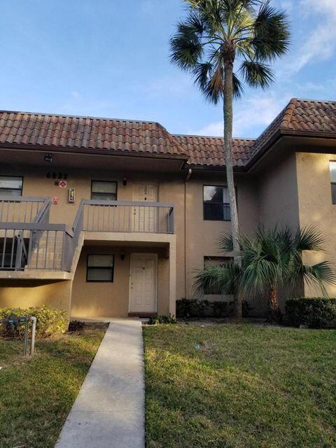 Building Photo - 6832 Palmetto Cir S