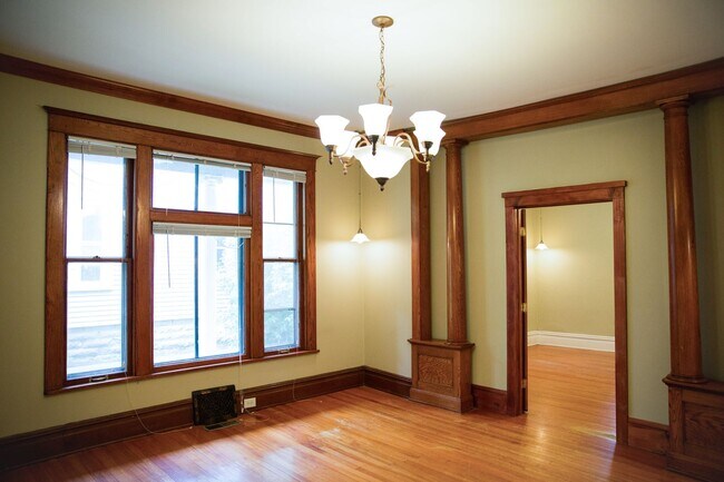 Foto del edificio - 3021 Knox Ave S