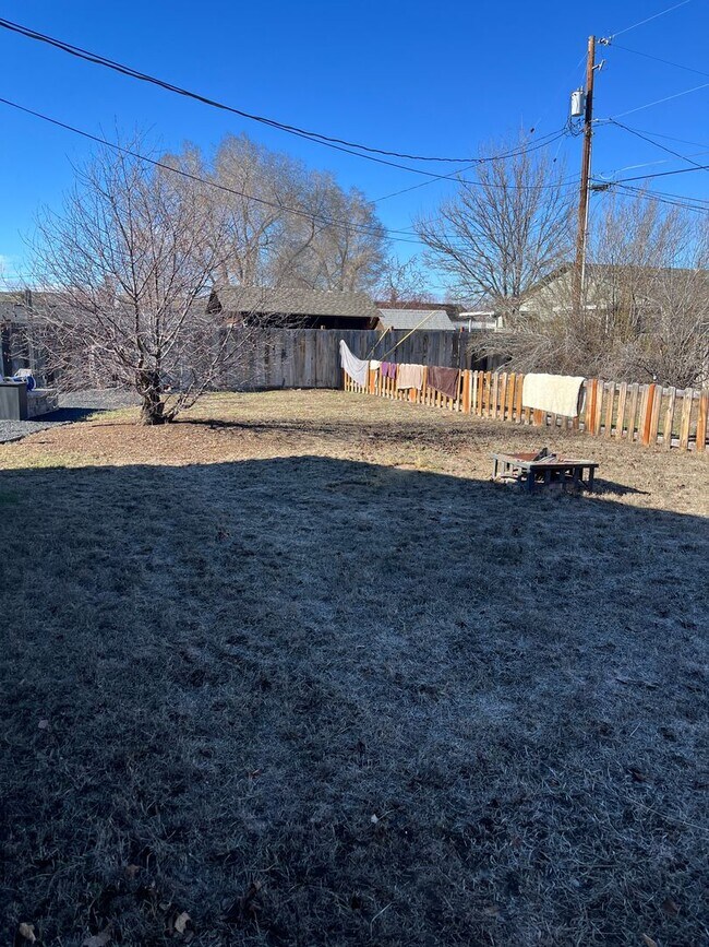 Foto del edificio - PRICE DROP! Home in heart of Redmond, walk...