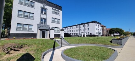 Building Photo - 3330 N Meridian St