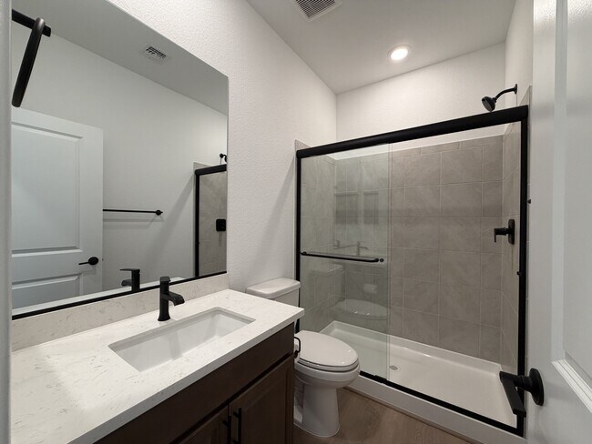 Foto del edificio - 10290 Dallington St