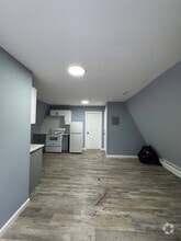 Building Photo - 76 Ellis Ave
