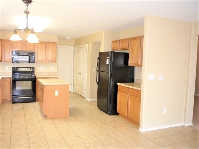 Building Photo - 989 E Stronghold Canyon Lane