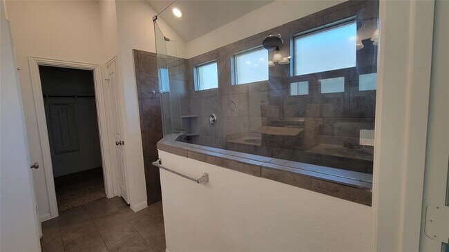 Building Photo - 505 Panzano Dr