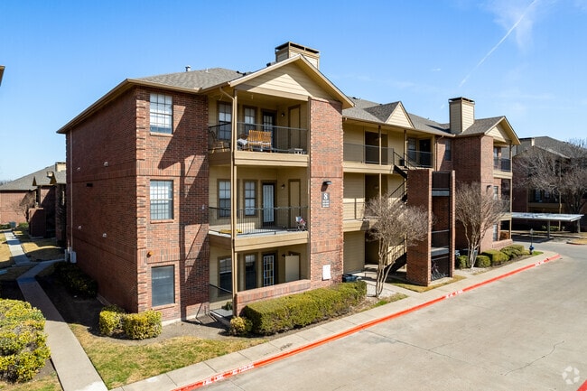 Building Photo - Carrollton Park Of North Dallas