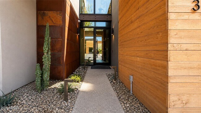 Foto del edificio - 6525 E Cave Creek Rd