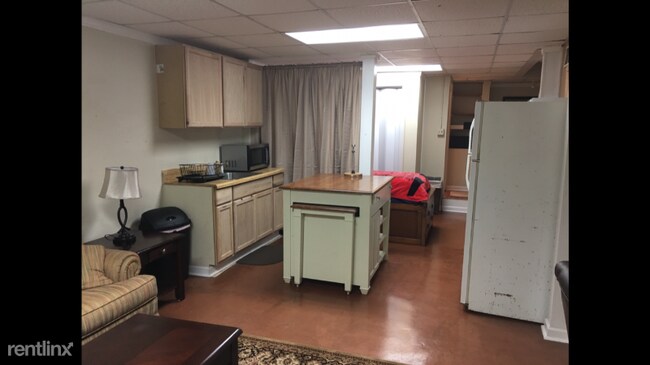 Foto del edificio - 129 Eaglewood Way