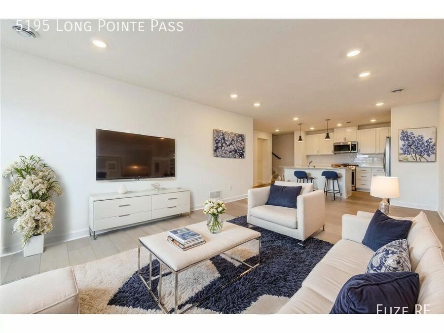 Foto principal - 5195 Long Pointe Pass