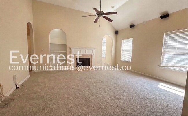 Building Photo - 273 Oxmoor Pl