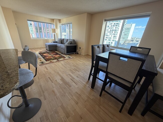 Foto del edificio - 8 Museum Way