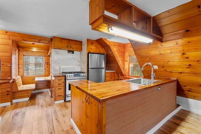 Foto del edificio - 182 Guinea Rd