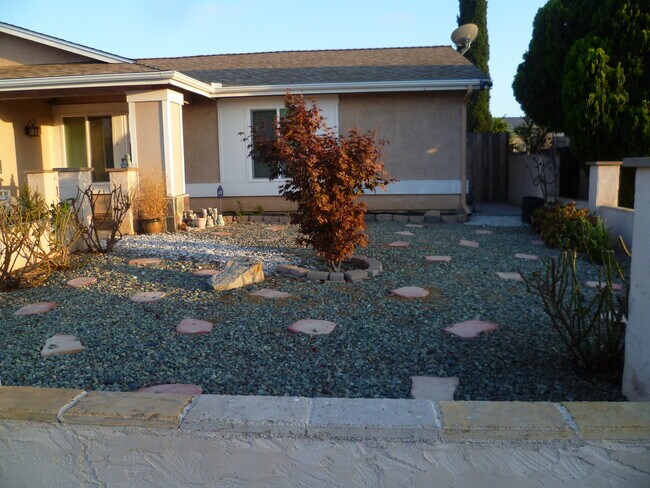 Building Photo - 8915 Duncan Rd