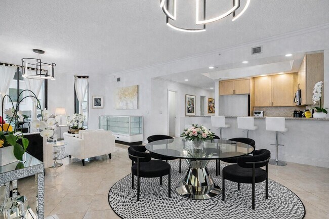 Foto del edificio - 701 S Olive Ave