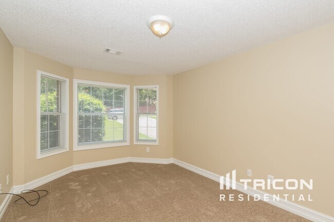 Foto del edificio - 305 Emerald Trace Jonesboro GA