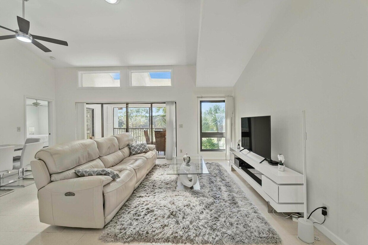 Primary Photo - 7894 Granada Pl