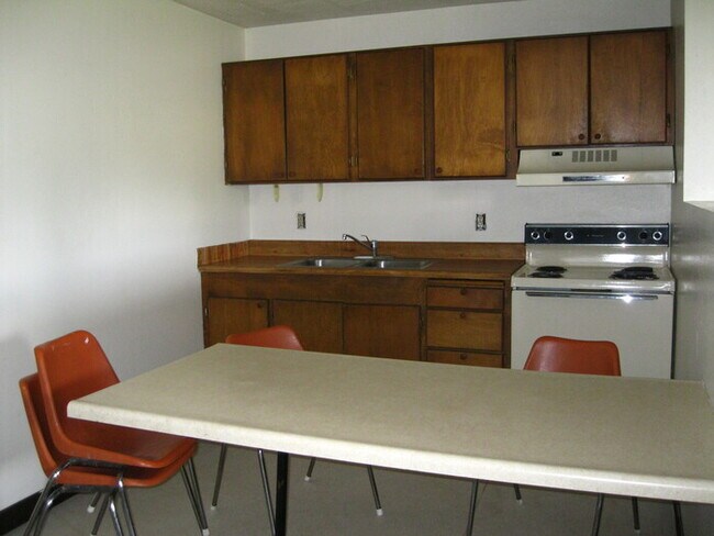Building Photo - 250 S 1025 W
