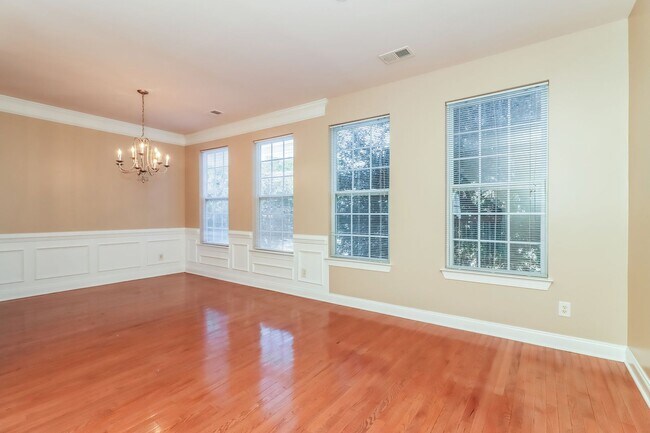 Foto del edificio - Charming 4BR/3BA Home in Ladson SC, Available Now!