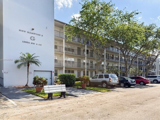 Foto del edificio - 13250 SW 4th Ct