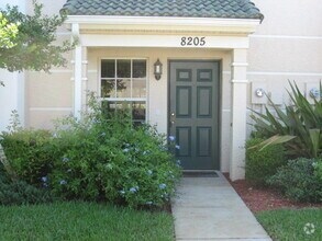 Building Photo - 8205 Pacific Beach Dr