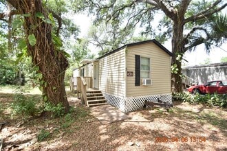Building Photo - 7515 Symmes Rd
