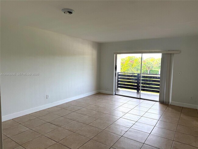 Foto del edificio - 7477 SW 82nd St